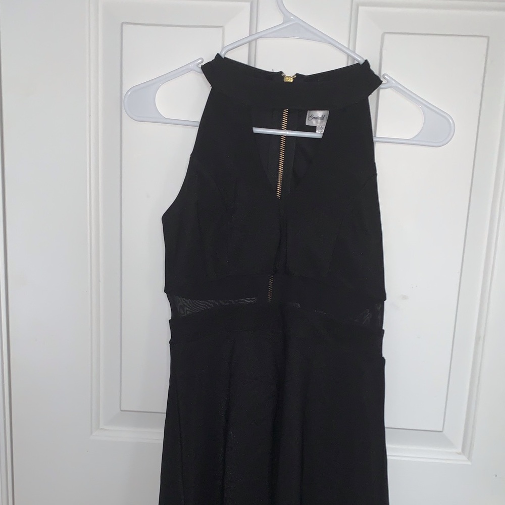 Dress - Picture 3 of 4